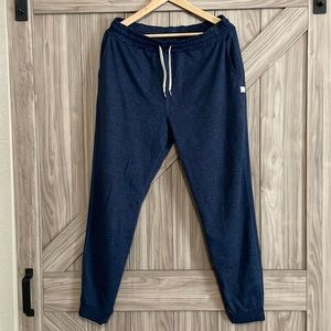 Vuori Performance Jogger Women’s size large, long